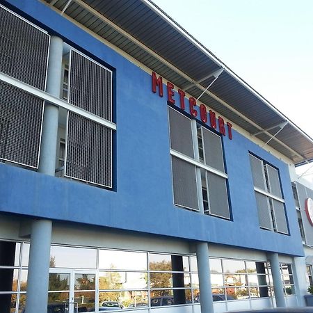Peermont Metcourt Hotel Francistown Eksteriør bilde