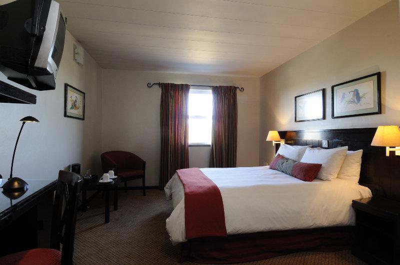 Peermont Metcourt Hotel Francistown Eksteriør bilde