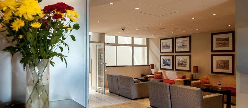 Peermont Metcourt Hotel Francistown Eksteriør bilde