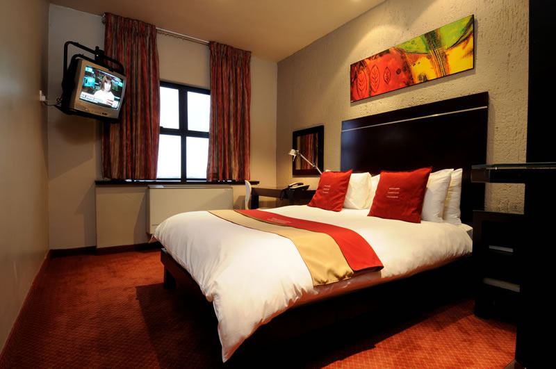 Peermont Metcourt Hotel Francistown Eksteriør bilde