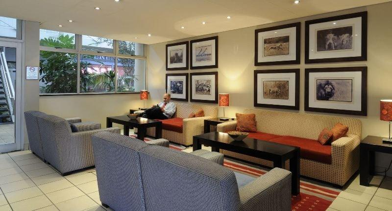Peermont Metcourt Hotel Francistown Eksteriør bilde