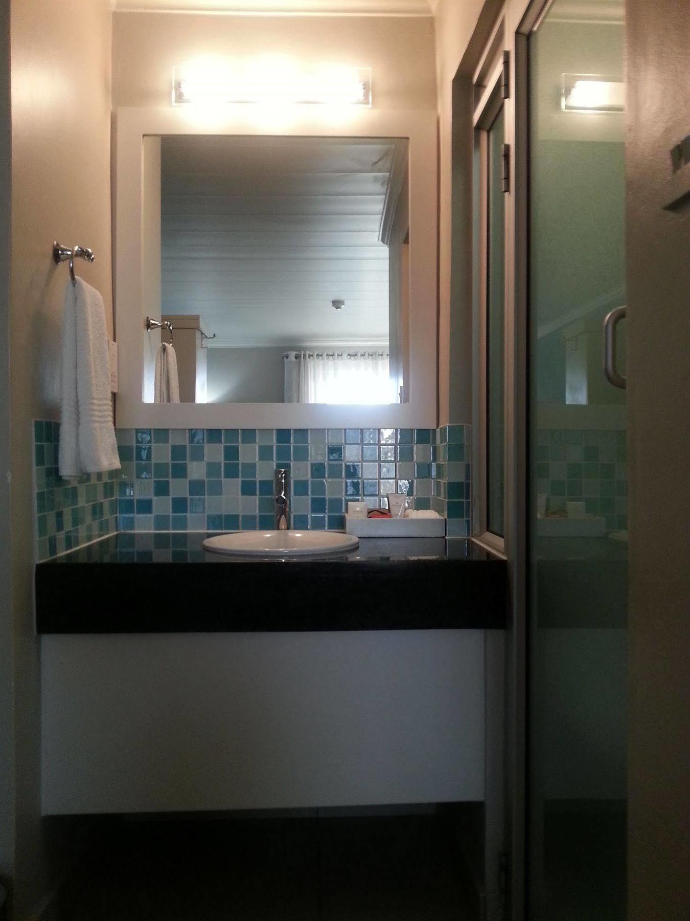 Peermont Metcourt Hotel Francistown Eksteriør bilde