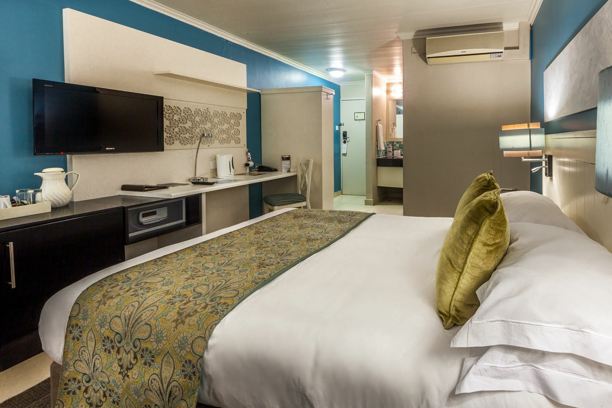 Peermont Metcourt Hotel Francistown Eksteriør bilde